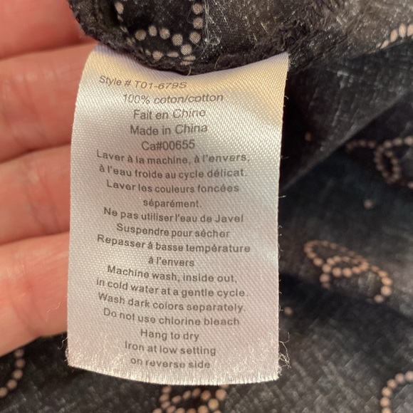 Thyme - maternity short sleeve top. Size M - Picture 7 of 7